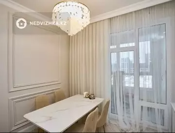 4-комнатная квартира, этаж 10 из 12, 120 м²