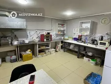 Здание, 200 м²