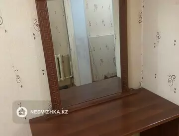 3-комнатная квартира, этаж 3 из 5, 60 м², на длительный срок