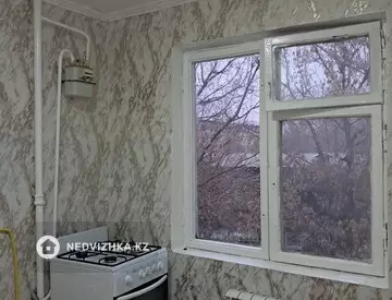 1-комнатная квартира, этаж 3 из 5, 32 м²