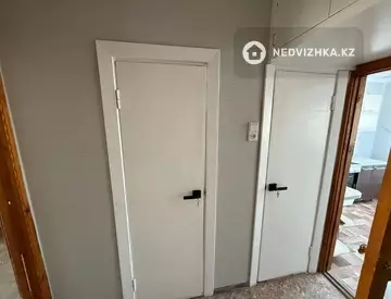 4-комнатная квартира, этаж 10 из 10, 80 м²