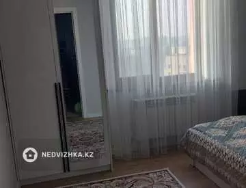 3-комнатная квартира, этаж 18 из 22, 90 м²