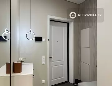 3-комнатная квартира, этаж 2 из 17, 103 м²