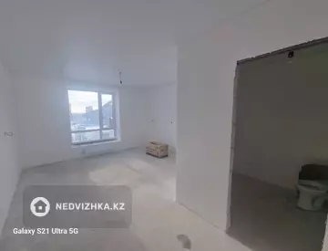 1-комнатная квартира, этаж 5 из 12, 23 м²