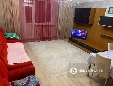 2-комнатная квартира, этаж 4 из 12, 54 м²