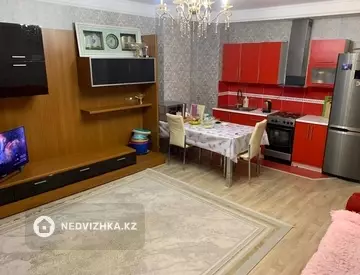 2-комнатная квартира, этаж 4 из 12, 54 м²