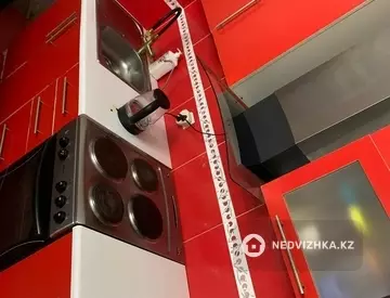 2-комнатная квартира, этаж 4 из 12, 54 м²