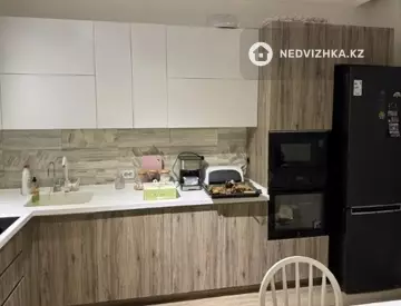 2-комнатная квартира, этаж 10 из 10, 61 м²