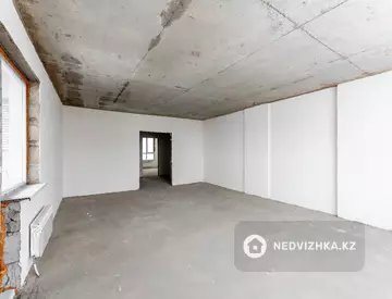 3-комнатная квартира, этаж 8 из 13, 84 м²