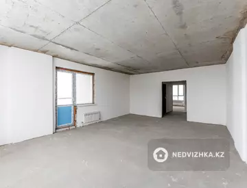 3-комнатная квартира, этаж 8 из 13, 84 м²