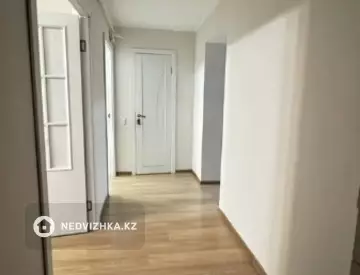 2-комнатная квартира, этаж 2 из 10, 60 м²