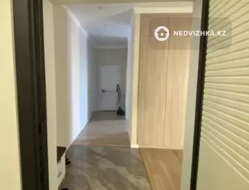 2-комнатная квартира, этаж 12 из 12, 73 м²