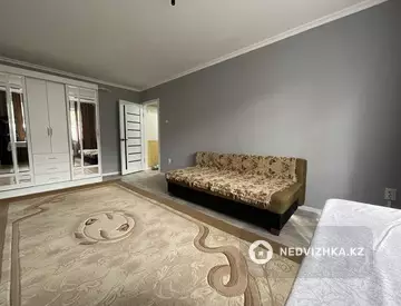 1-комнатная квартира, этаж 1 из 4, 33 м²