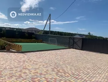 4-комнатный дом, 10 соток, 132 м²