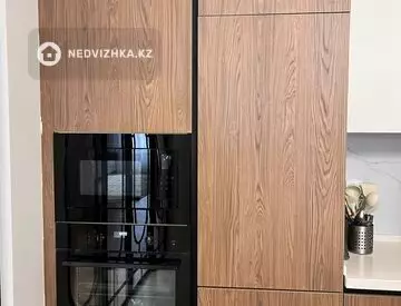 4-комнатная квартира, этаж 1 из 4, 150 м²