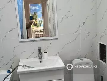 1-комнатная квартира, этаж 8 из 12, 49 м², на длительный срок