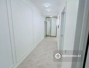2-комнатная квартира, этаж 5 из 13, 65 м²