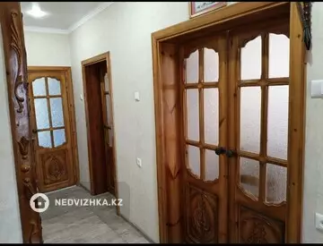 4-комнатная квартира, этаж 1 из 1, 151 м²