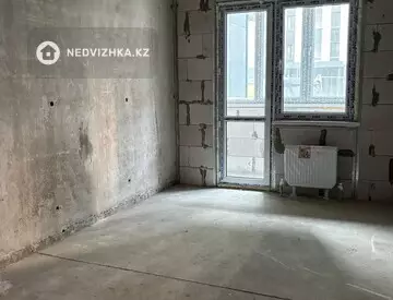 1-комнатная квартира, этаж 1 из 12, 46 м²