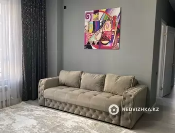 2-комнатная квартира, этаж 7 из 17, 60 м², на длительный срок