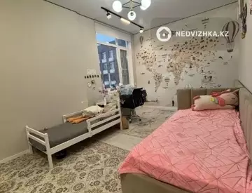 3-комнатная квартира, этаж 13 из 15, 90 м²