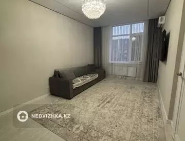 3-комнатная квартира, этаж 13 из 15, 90 м²