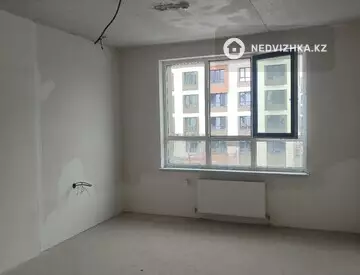 1-комнатная квартира, этаж 3 из 7, 42 м²