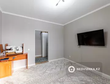 1-комнатная квартира, этаж 12 из 15, 39 м²