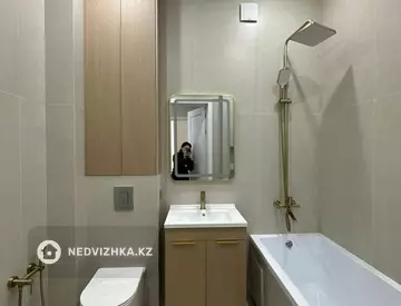 1-комнатная квартира, этаж 10 из 12, 41 м²