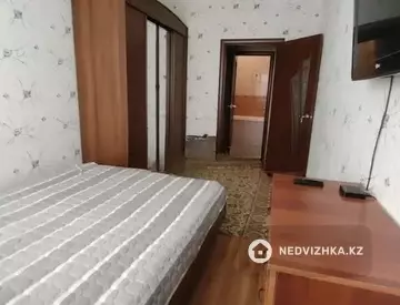 2-комнатная квартира, этаж 8 из 12, 56 м²