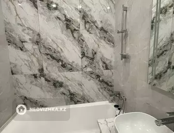 1-комнатная квартира, этаж 6 из 9, 38 м²