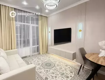 2-комнатная квартира, этаж 3 из 12, 40 м²