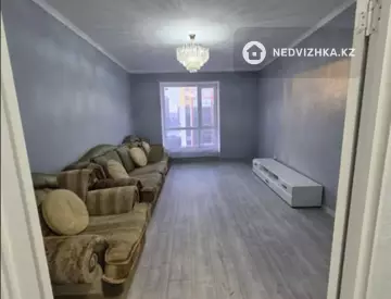 3-комнатная квартира, этаж 8 из 9, 90 м²