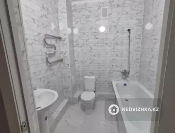3-комнатная квартира, этаж 8 из 9, 90 м²