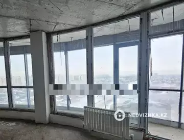 3-комнатная квартира, этаж 12 из 13, 122 м²