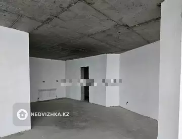 3-комнатная квартира, этаж 12 из 13, 122 м²