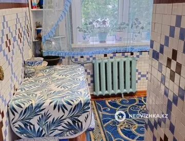 3-комнатная квартира, этаж 2 из 5, 48 м²