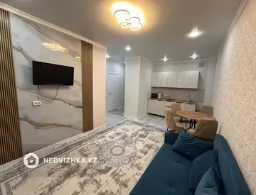 2-комнатная квартира, этаж 4 из 5, 40 м², посуточно