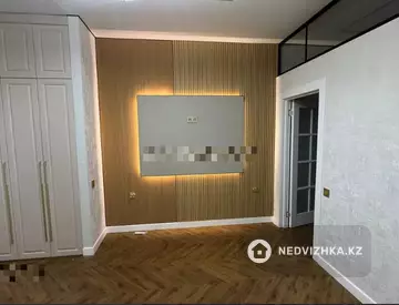 2-комнатная квартира, этаж 3 из 9, 43 м²