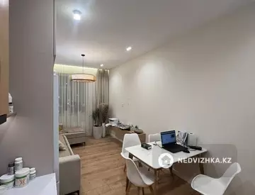 2-комнатная квартира, этаж 1 из 9, 42 м²