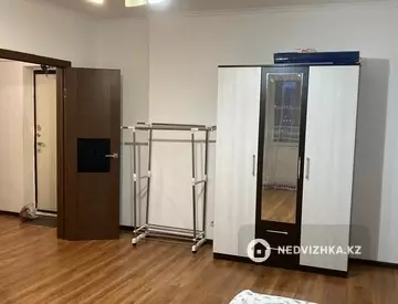 1-комнатная квартира, этаж 5 из 5, 42 м²