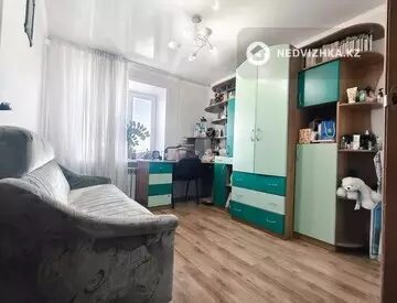 4-комнатная квартира, этаж 4 из 10, 78 м²