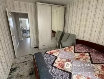 3-комнатная квартира, этаж 9 из 10, 65 м²