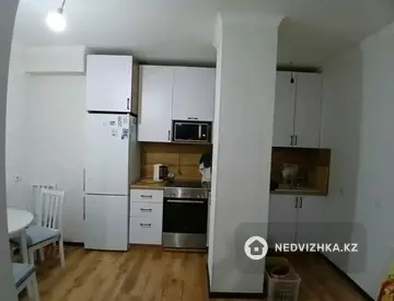 1-комнатная квартира, этаж 13 из 16, 64 м²