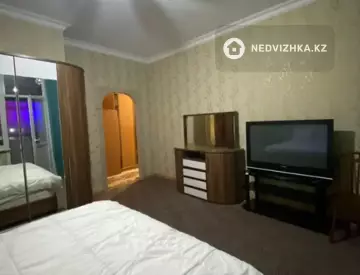 2-комнатная квартира, этаж 4 из 10, 88 м²