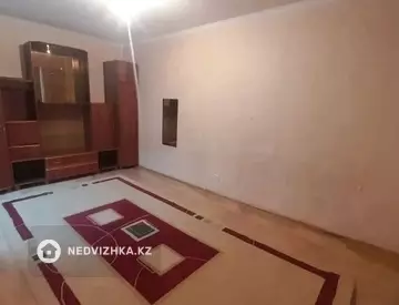 1-комнатная квартира, этаж 11 из 16, 40 м²