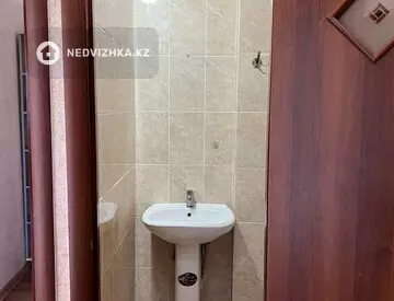 3-комнатная квартира, этаж 4 из 5, 70 м²