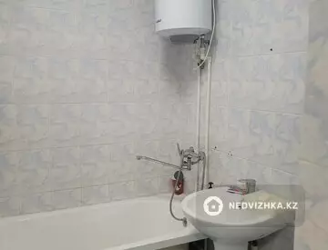 1-комнатная квартира, этаж 5 из 8, 38 м²