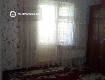 4-комнатная квартира, этаж 5 из 5, 90 м²