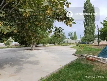 6-комнатный дом, 71 соток, 205 м²